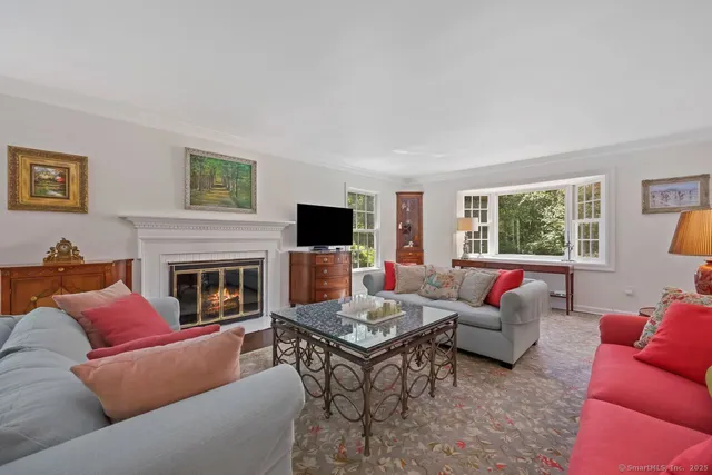 $2,795,000 | 176 Logan Road, New Canaan, CT 06840