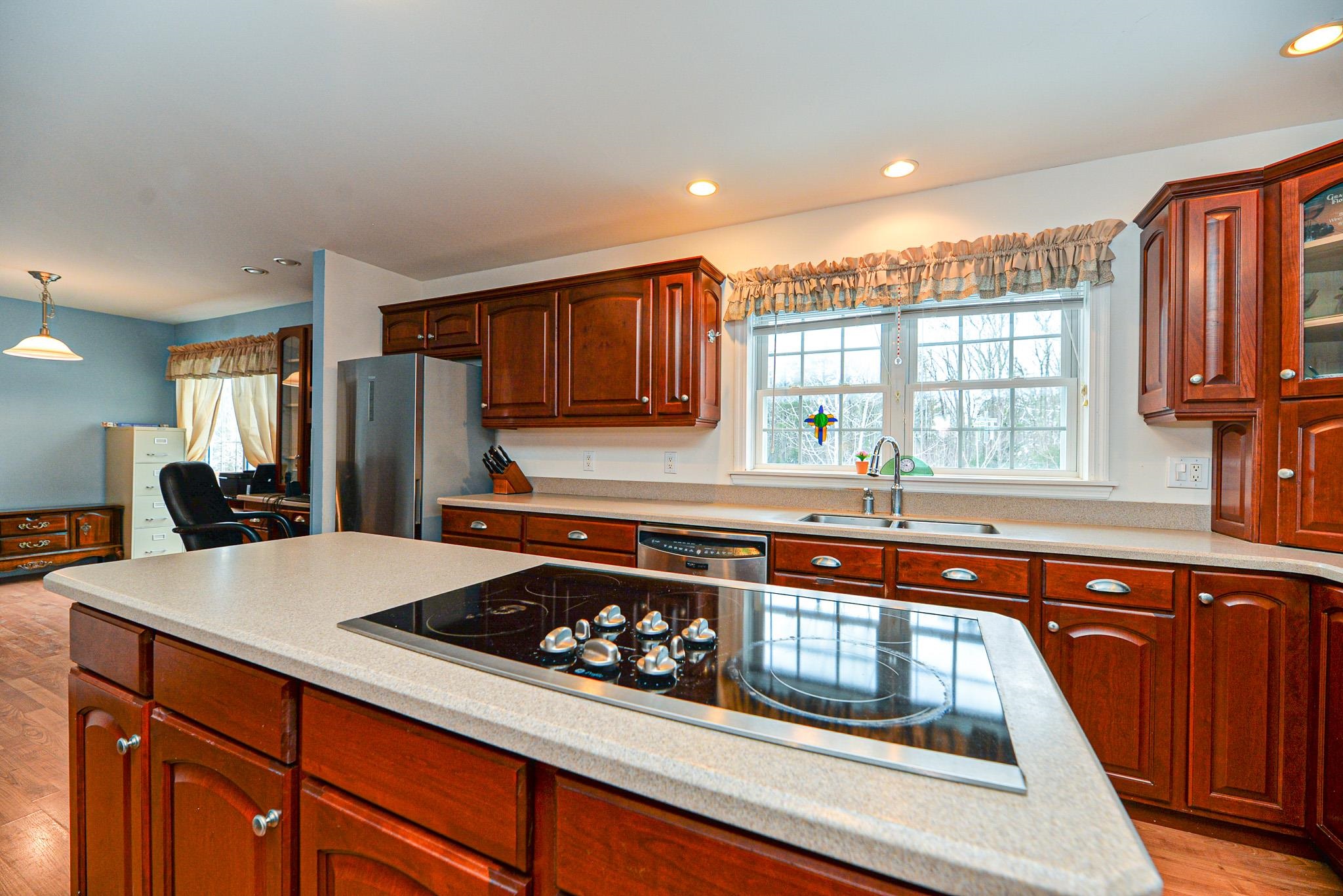 38 Briar Drive Rochester, NH 03867 - Photo 13 of 37