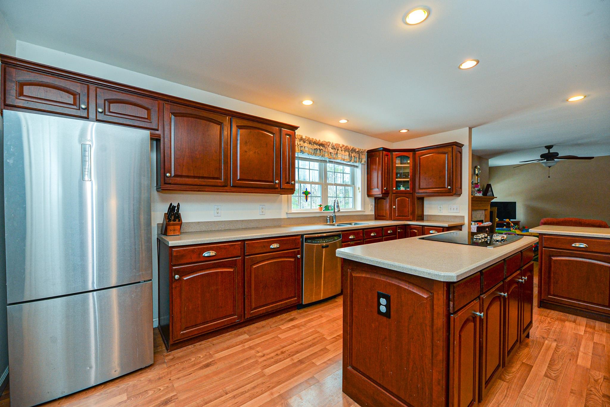 38 Briar Drive Rochester, NH 03867 - Photo 9 of 37
