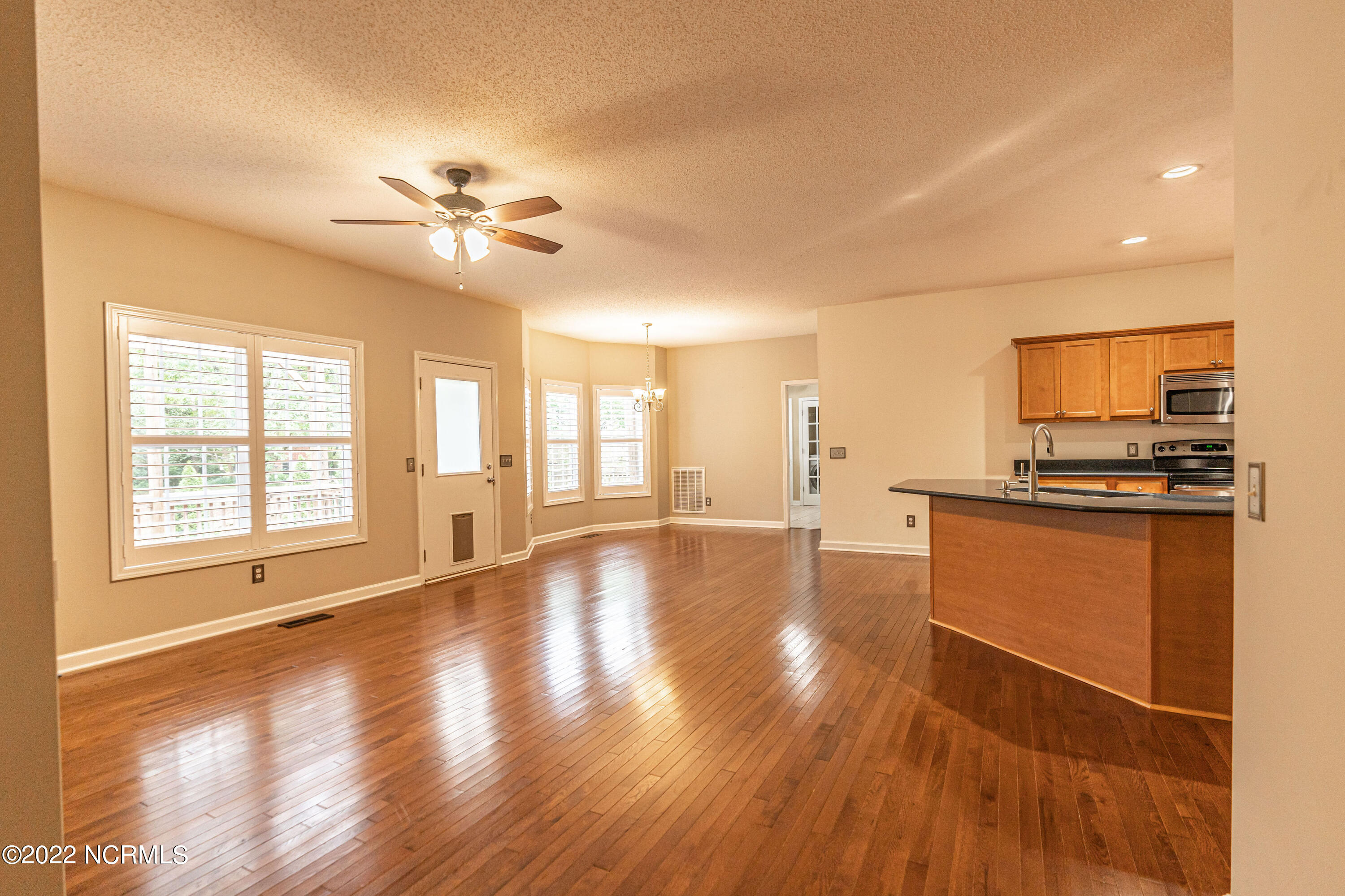 465 Crestview Road Southern Pines, NC 28387 - Photo 8 of 55