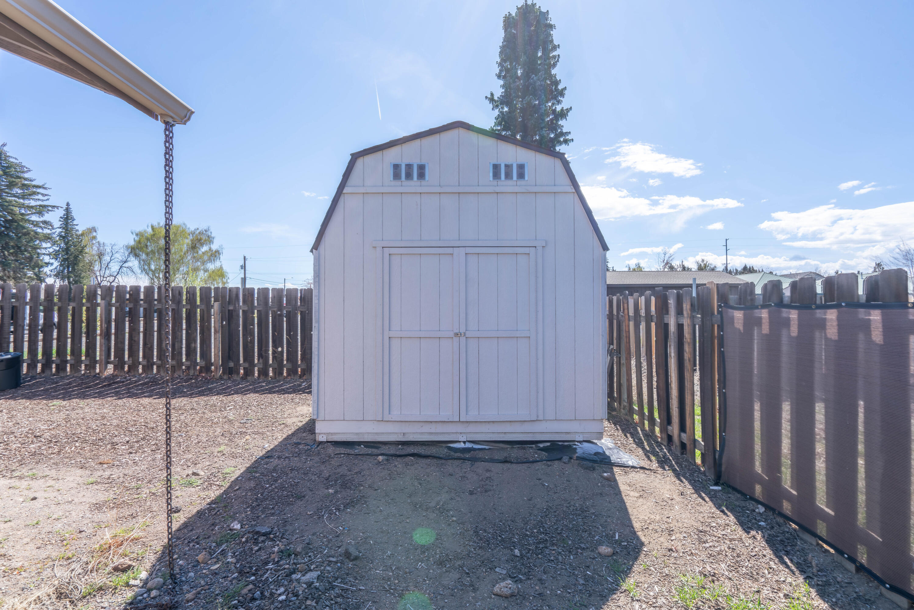 701 Southwest 23rd Street Redmond, OR 97756 - Photo 27 of 36 DSC02376-HDR