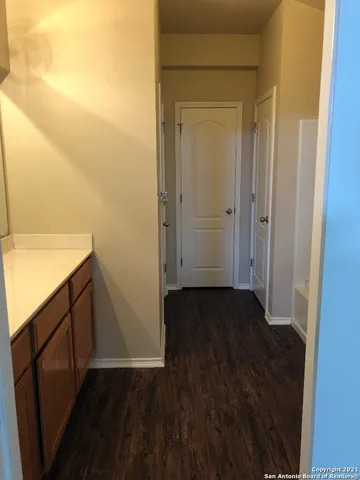 a view of utility room