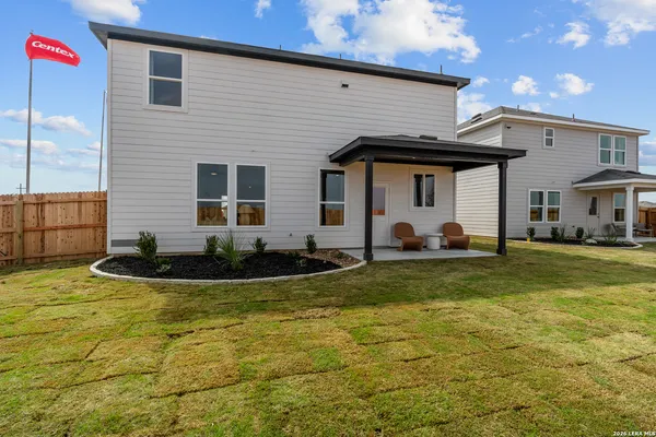 $374,660 | 8164 Smithers Avenue, San Antonio, TX 78252