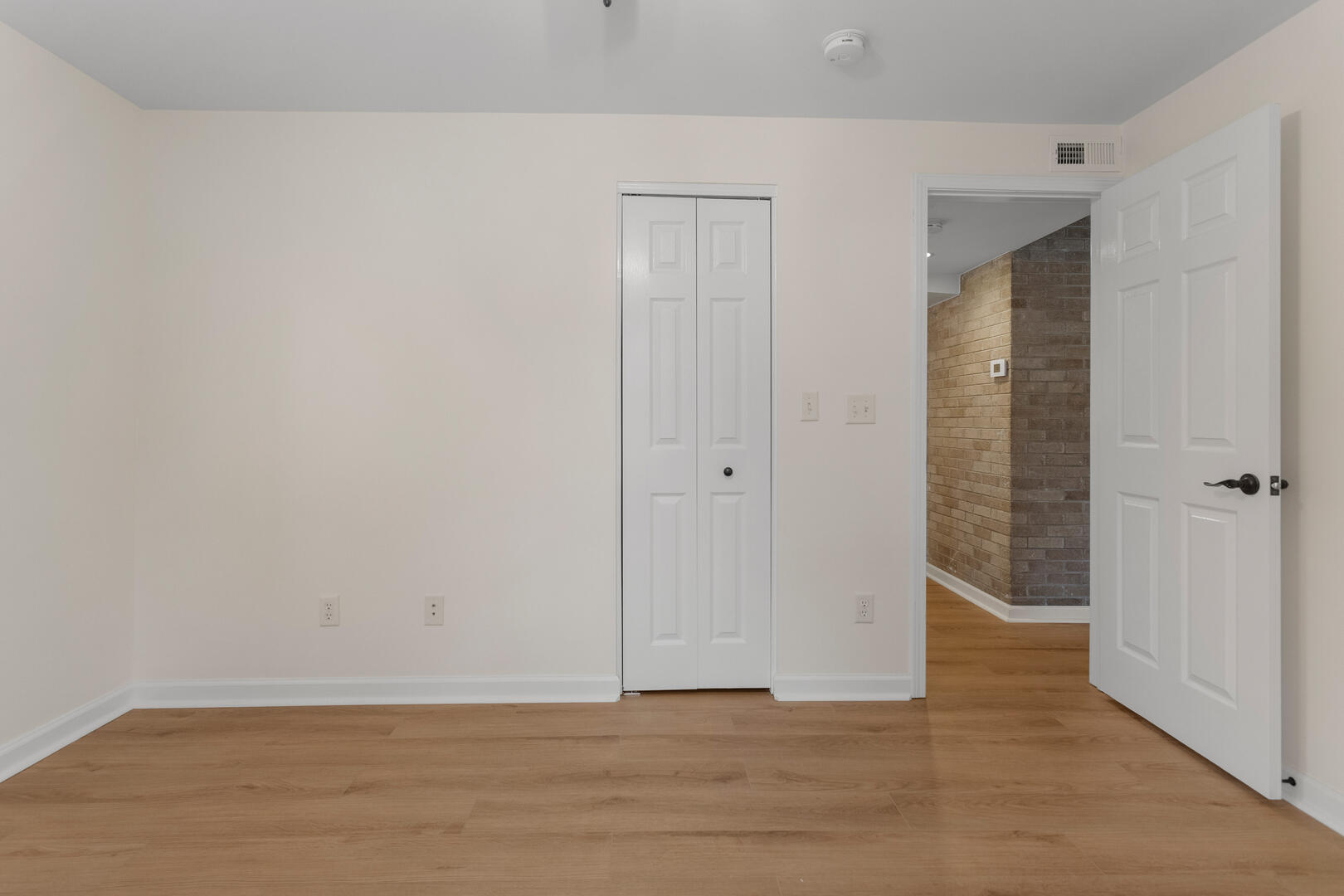 705 Ventura Road Champaign, IL 61820 - Photo 13 of 34 Gallery Image 13