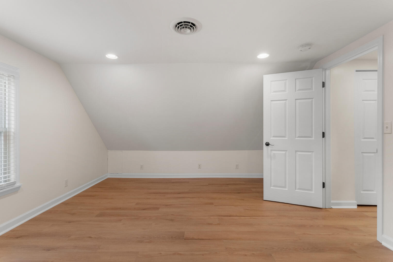 705 Ventura Road Champaign, IL 61820 - Photo 21 of 34 Gallery Image 21