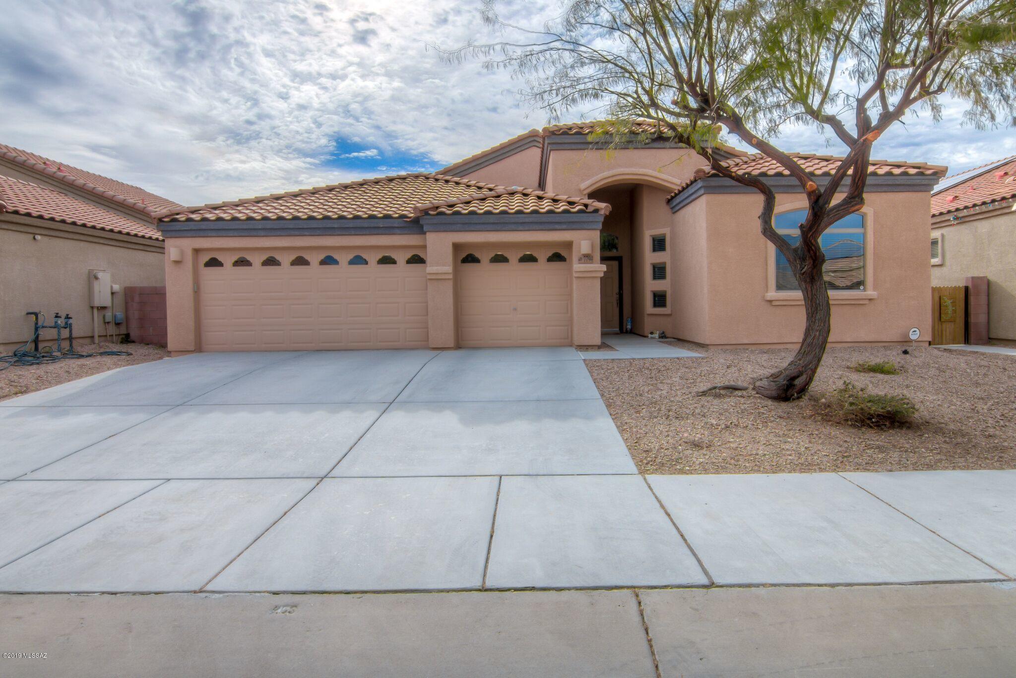 7794 East Treetop Road Tucson, AZ 85756 - Photo 3 of 31 Gallery Image 3