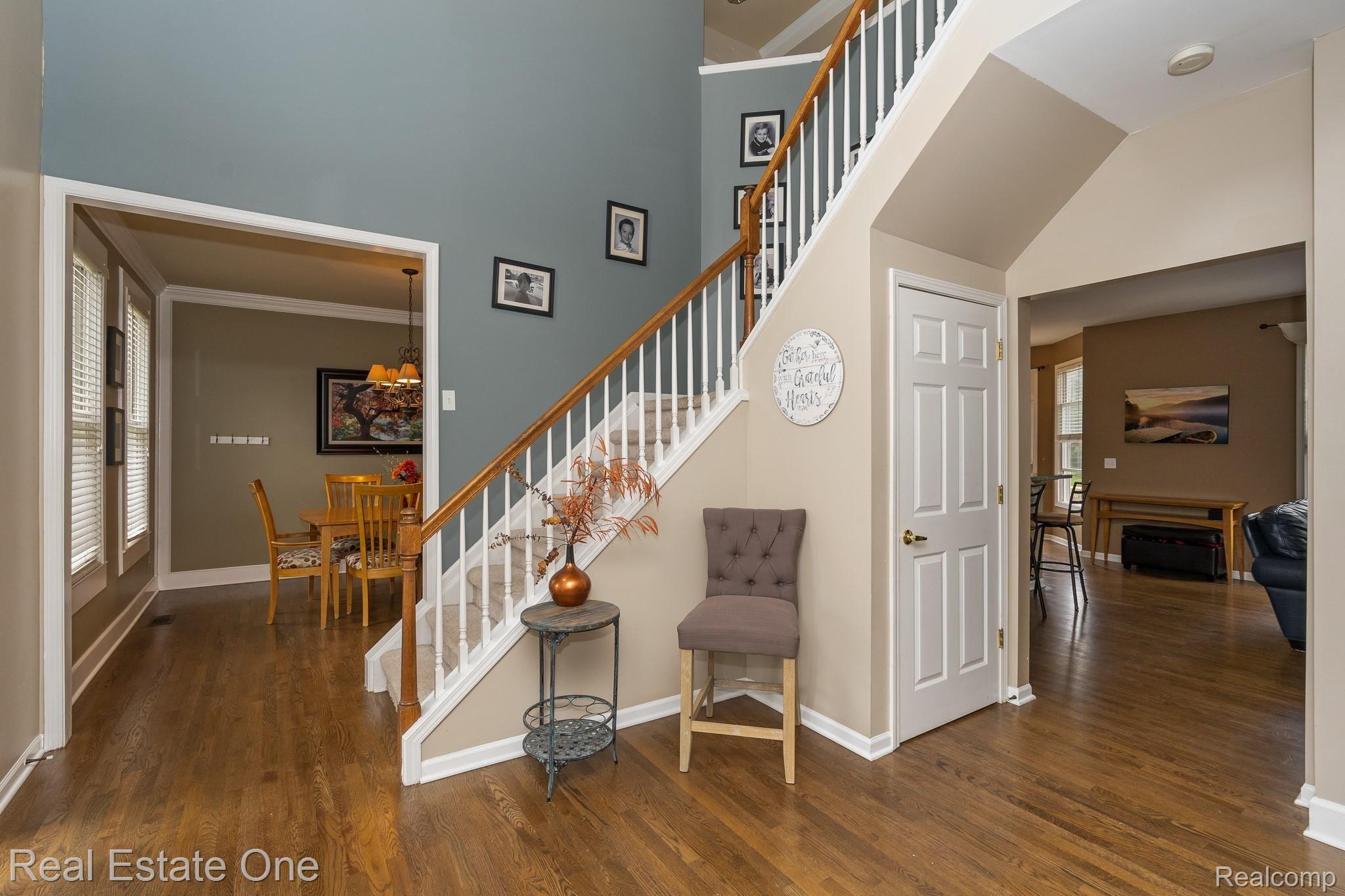 778 Caribou Court Rochester, MI 48307 - Photo 2 of 41 Caribou MLS-W005.jpg