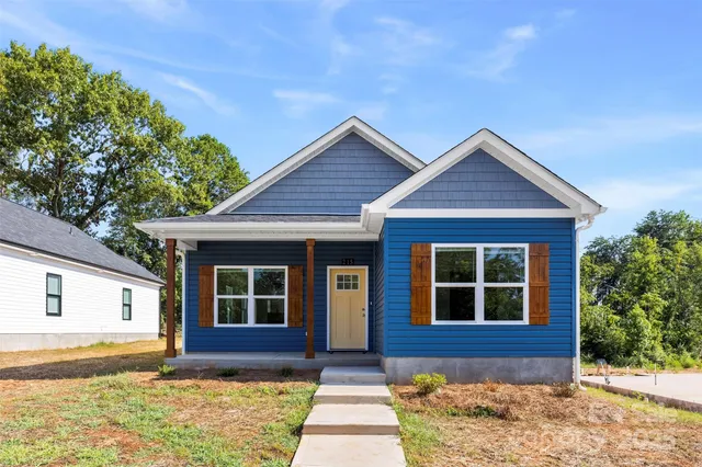 $269,900 | 215 Benfield Road, Kings Mountain, NC 28086