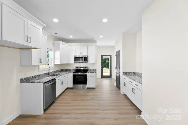 $269,900 | 215 Benfield Road, Kings Mountain, NC 28086