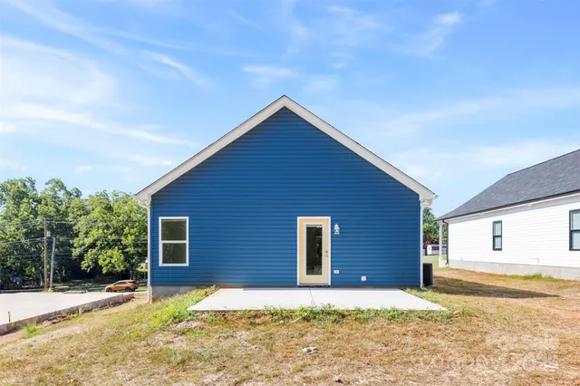 $269,900 | 215 Benfield Road, Kings Mountain, NC 28086