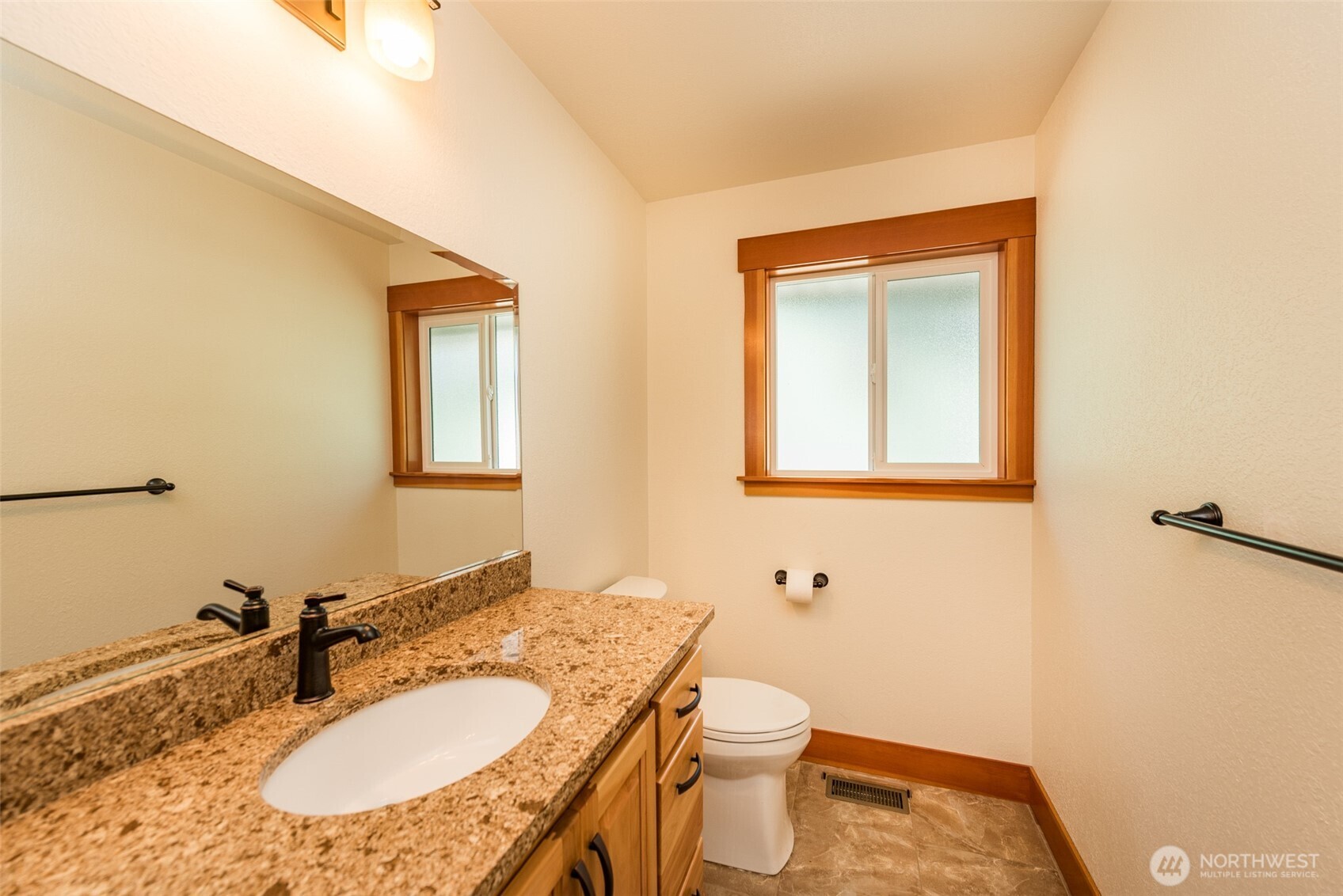 533 Brigadoon Boulevard Sequim, WA 98382 - Photo 17 of 40