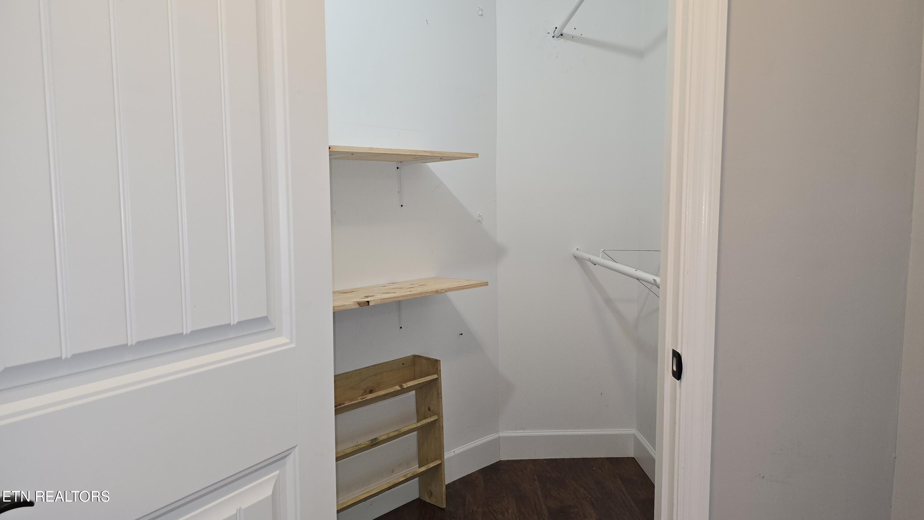 605 Guille Street Athens, TN 37303 - Photo 17 of 34 20250715_130206