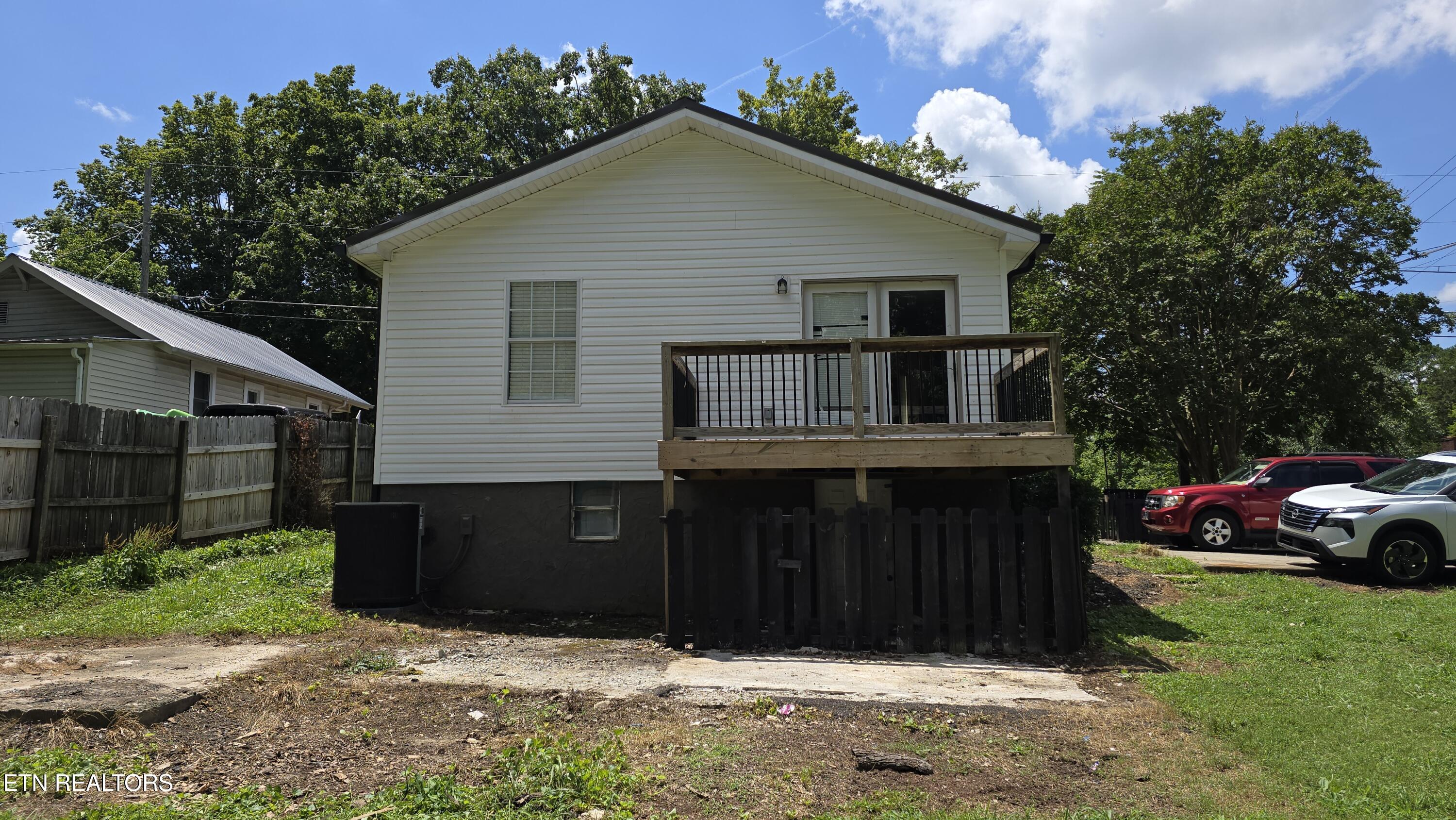 605 Guille Street Athens, TN 37303 - Photo 28 of 34 20250715_124742