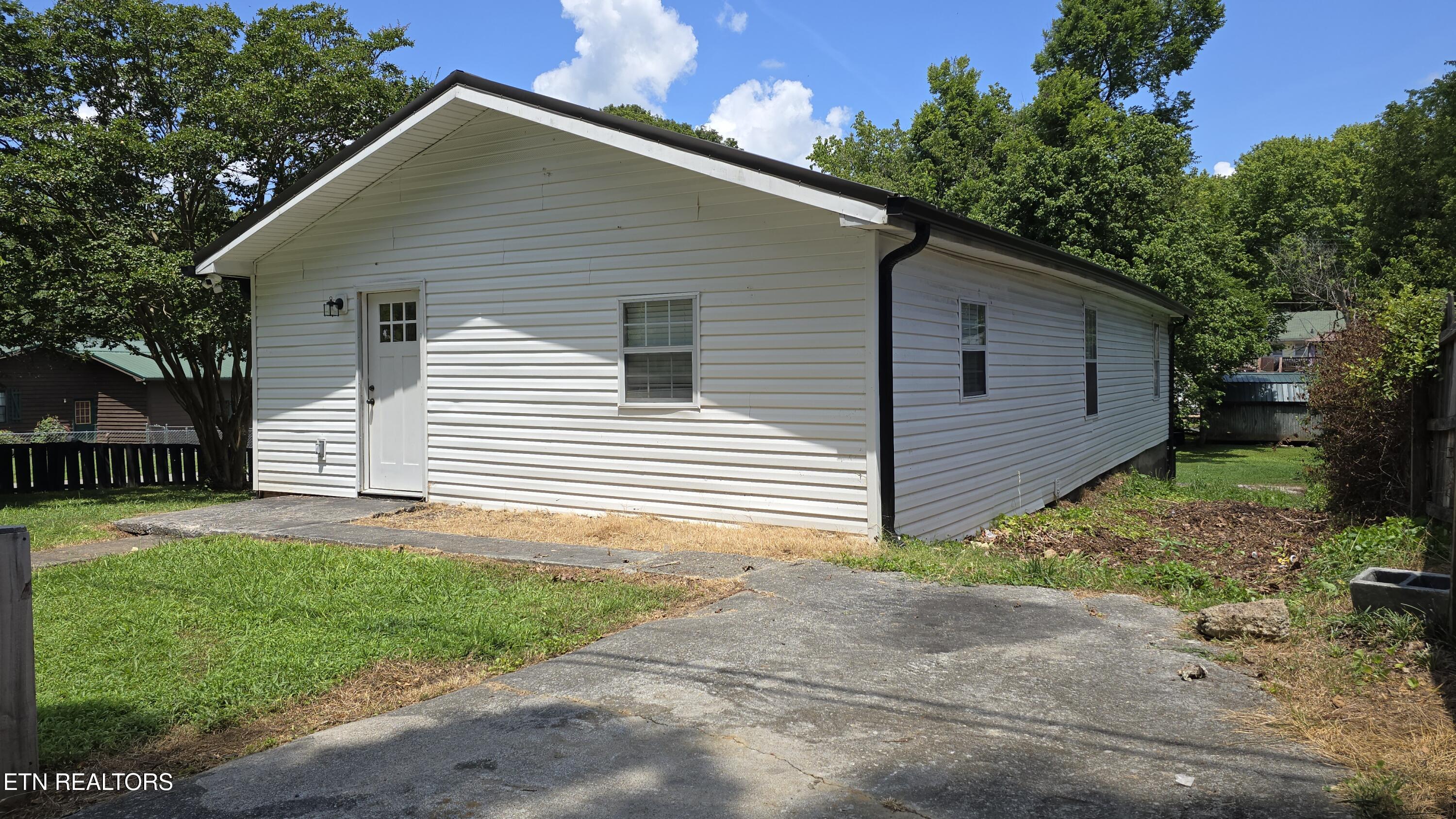 605 Guille Street Athens, TN 37303 - Photo 31 of 34 20250715_130343