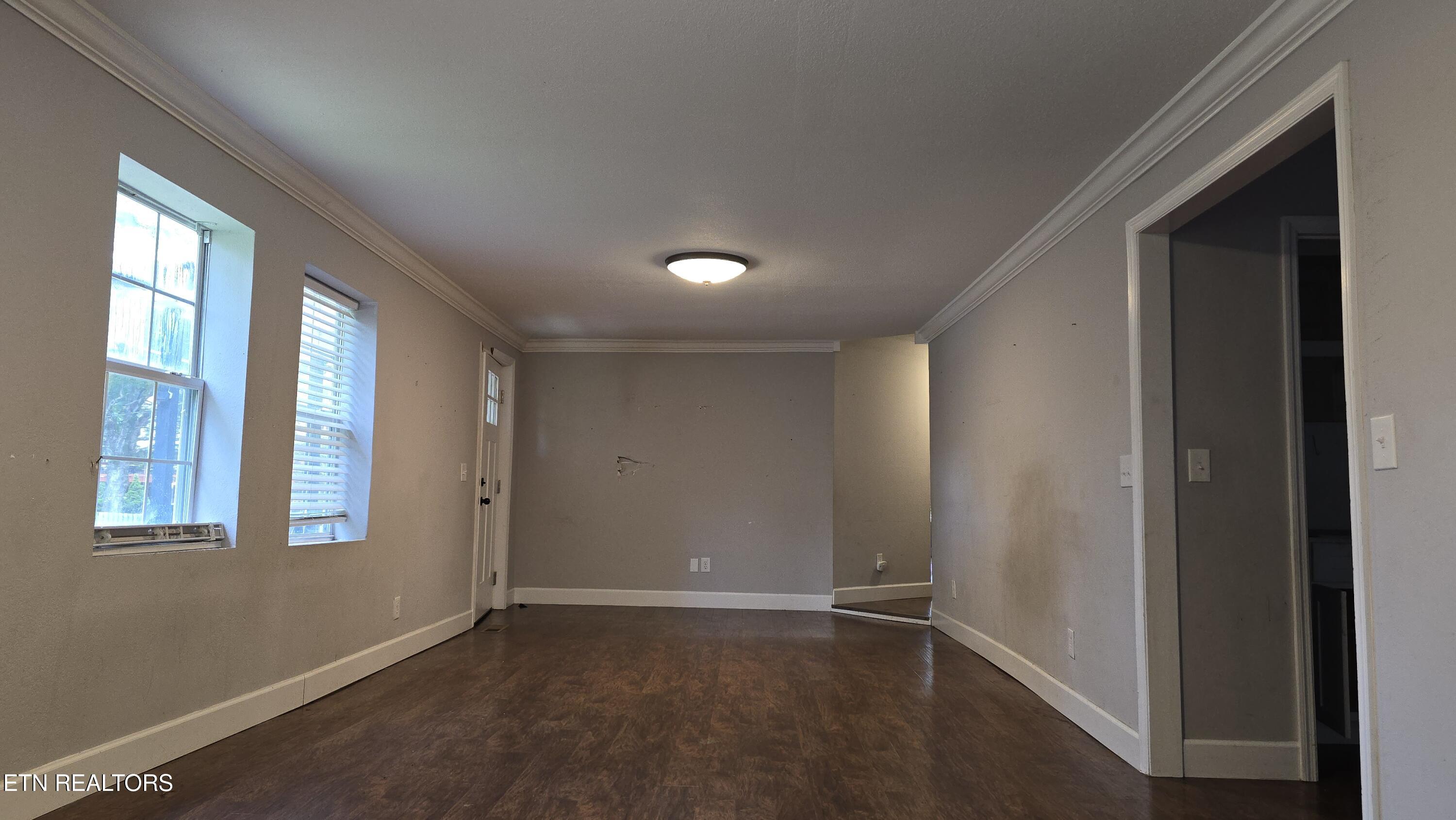 605 Guille Street Athens, TN 37303 - Photo 6 of 34 20250715_125603