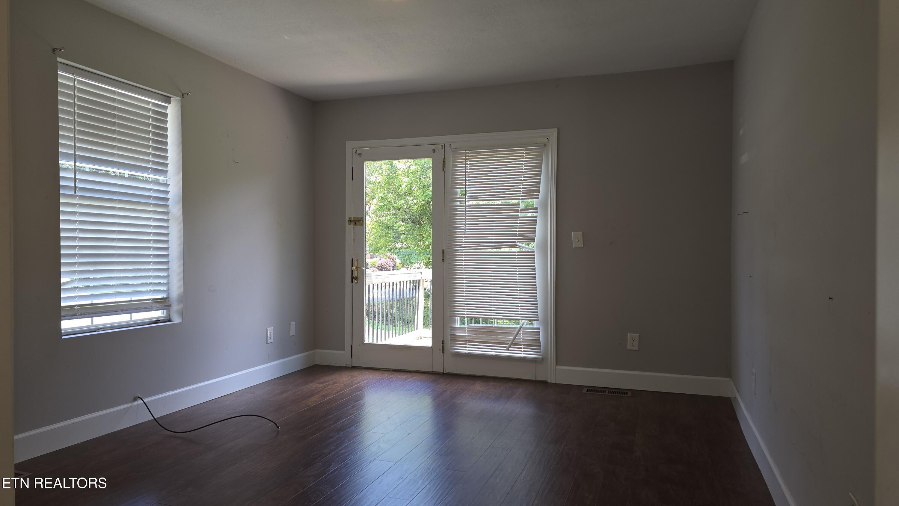 605 Guille Street Athens, TN 37303 - Photo 8 of 34 20250715_130045