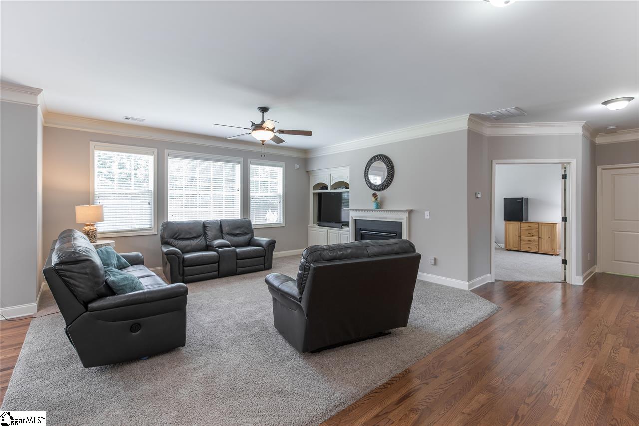 409 Rivanna Lane Greenville, SC 29607 - Photo 7 of 34 Gallery Image 7