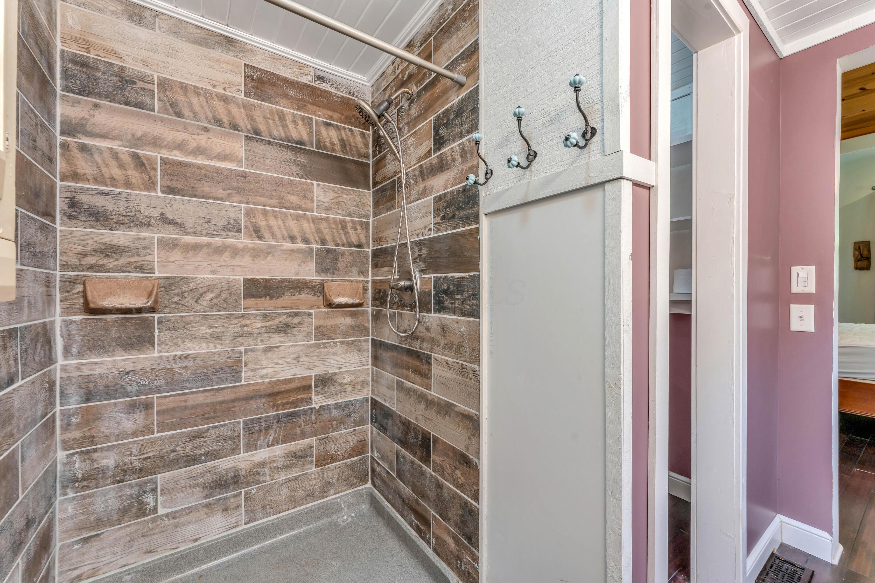 6076 Africa Road Galena, OH 43021 - Photo 34 of 59 Master Bathroom