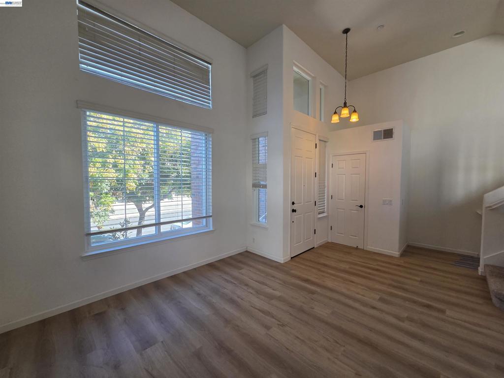 2985 First Street Livermore, CA 94550 - Photo 4 of 43 Gallery Image 4