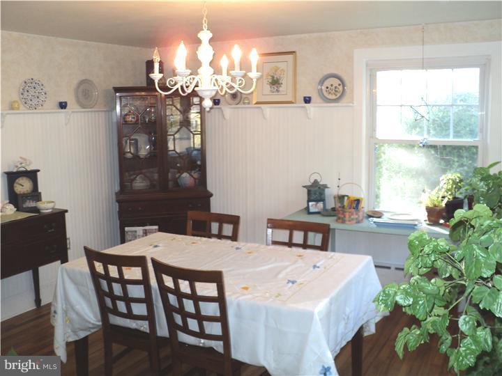 331 Loller Road Hatboro, PA 19040 - Photo 10 of 24 Dining Room