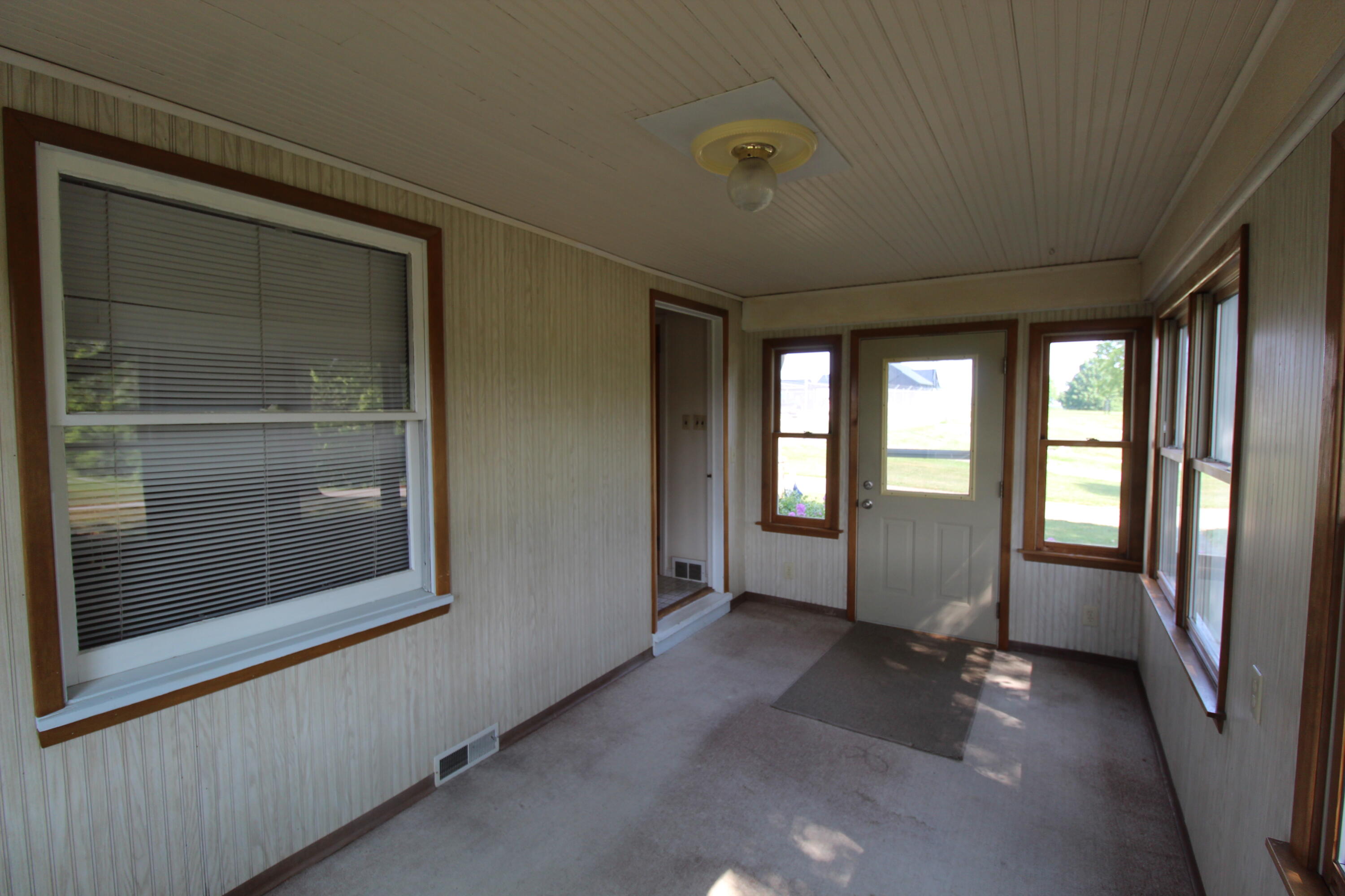 10392 Woeste Road Alexandria, KY 41001 - Photo 13 of 47 Gallery Image 13