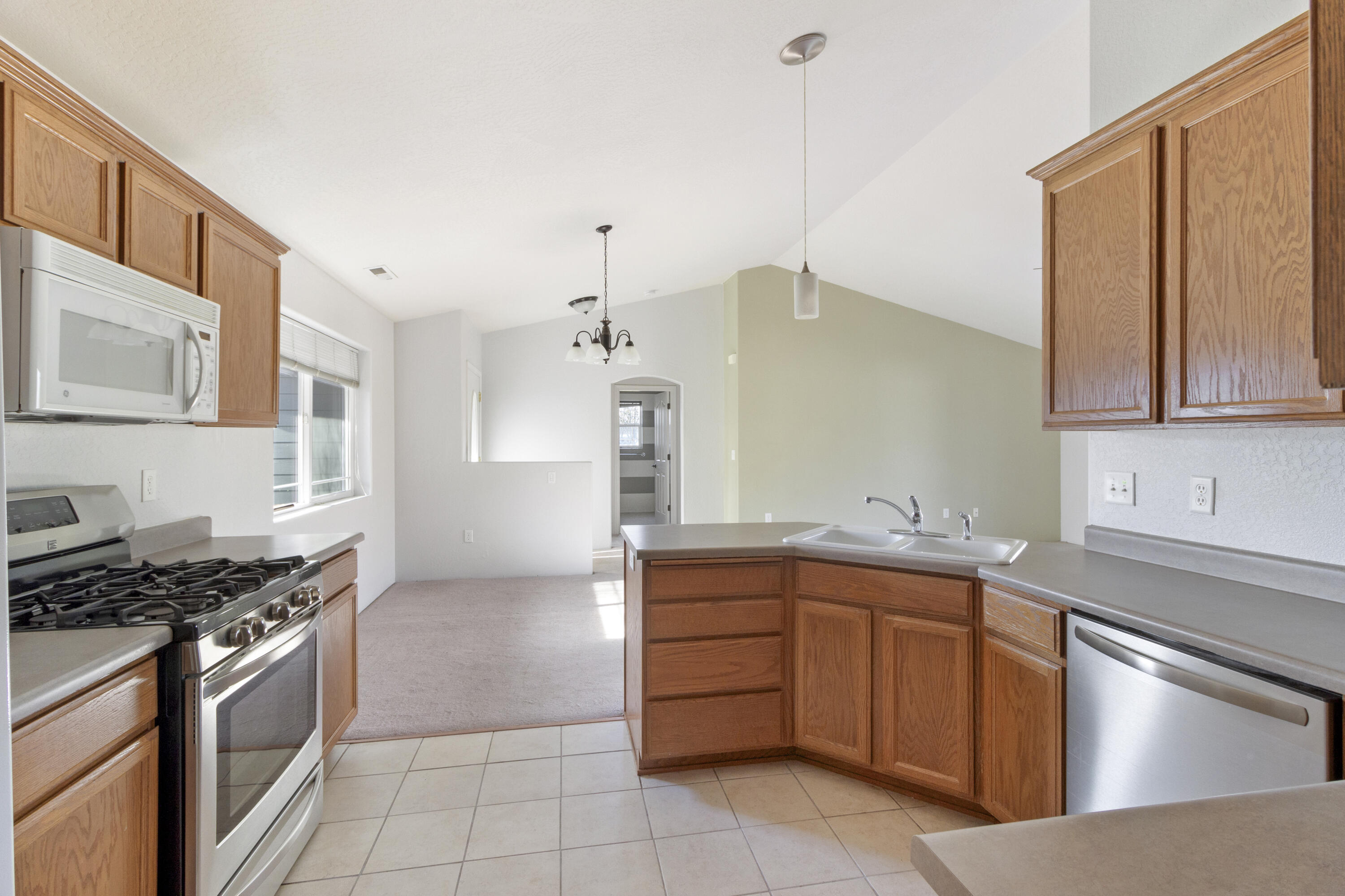 1794 Key Drive Medford, OR 97501 - Photo 10 of 29 11-1794 Key Drive-11