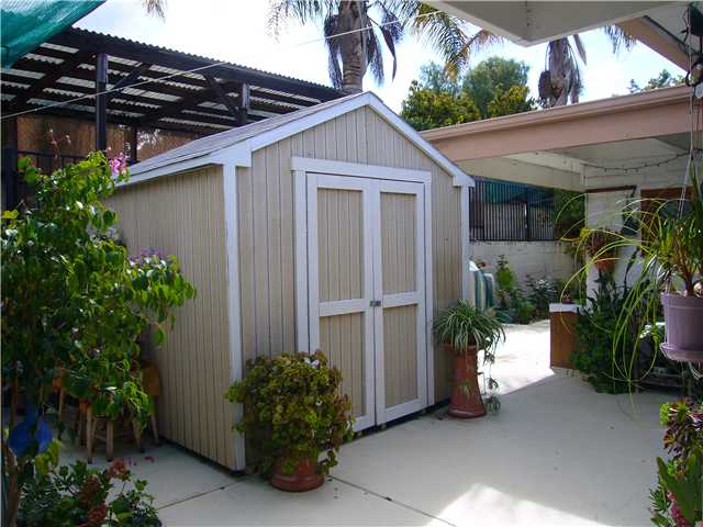 1330 East Fallbrook Street Fallbrook, CA 92028 - Photo 16 of 22 This nice Shed is easy to get to.