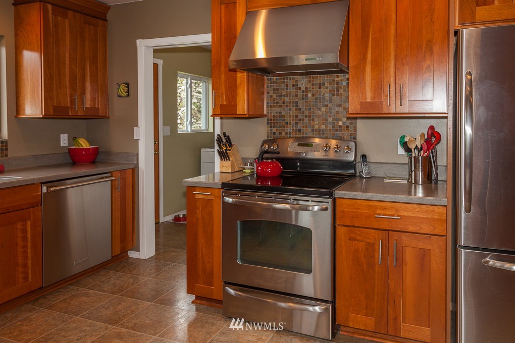 3520 214th Street Southwest Brier, WA 98036 - Photo 6 of 25