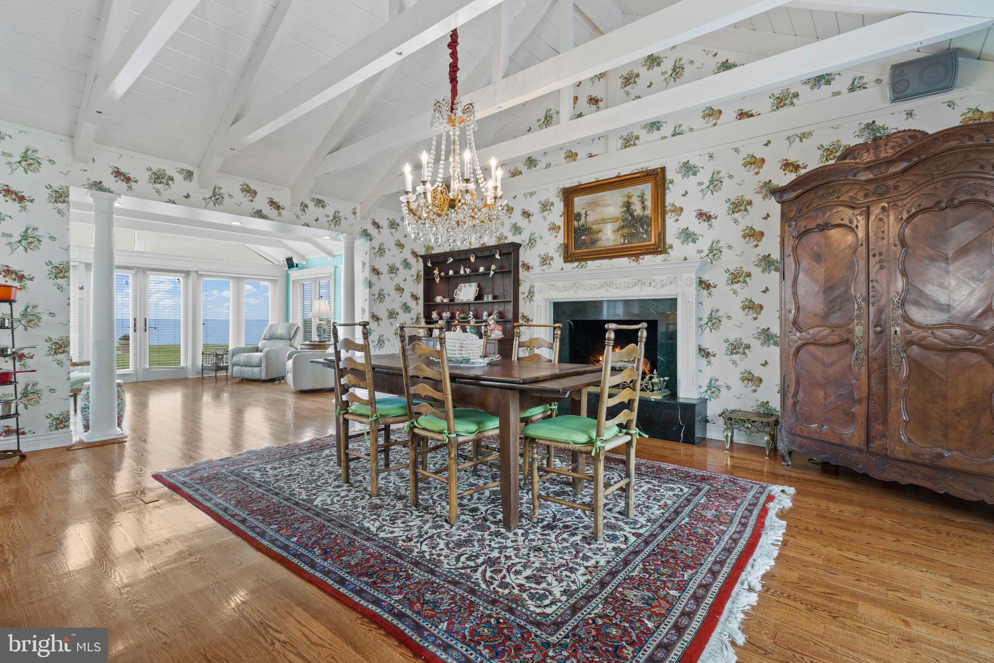 239 Bay Front Drive Pasadena, MD 21122 - Photo 12 of 33 Eat-in area/Family Room with sunroom beyond