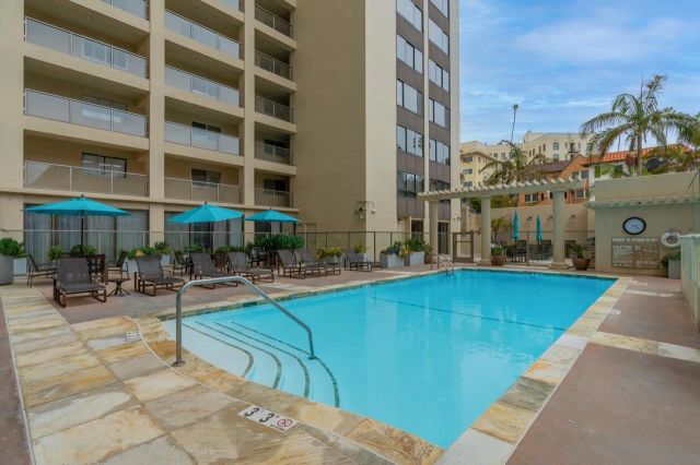 $3,875,000 | 939 Coast La, Unit 16G, La Jolla, CA 92037