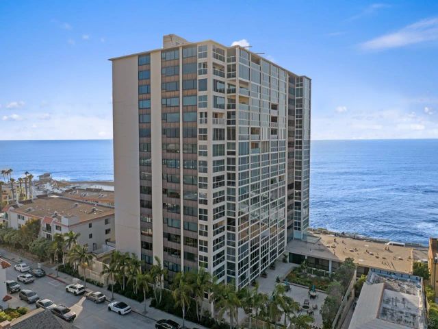 $3,875,000 | 939 Coast La, Unit 16G, La Jolla, CA 92037