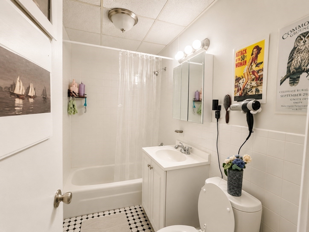 23-25 Inman Street Cambridge, MA 02139 - Photo 3 of 31