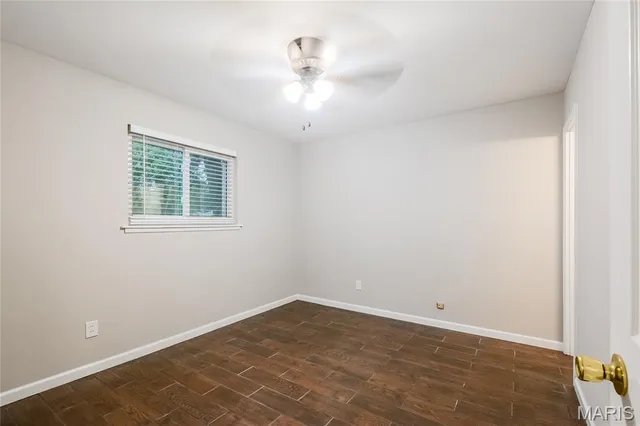 $1,870 | 710 Lexington Park, Florissant, MO 63031