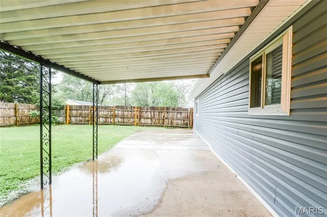 $1,870 | 710 Lexington Park, Florissant, MO 63031