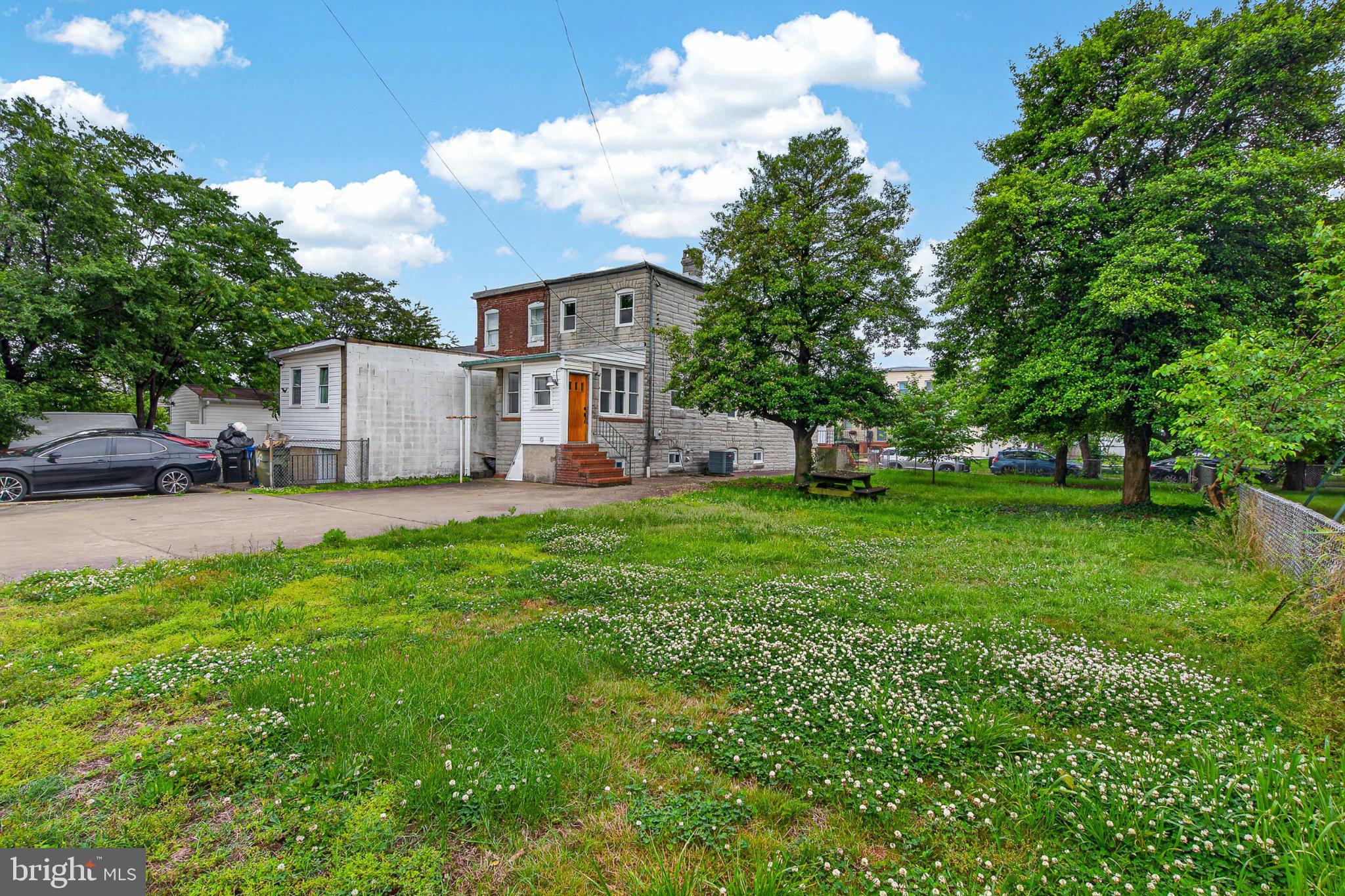 262 Colgate Baltimore, MD 21222 - Photo 37 of 48 Charming home with lush green yard.