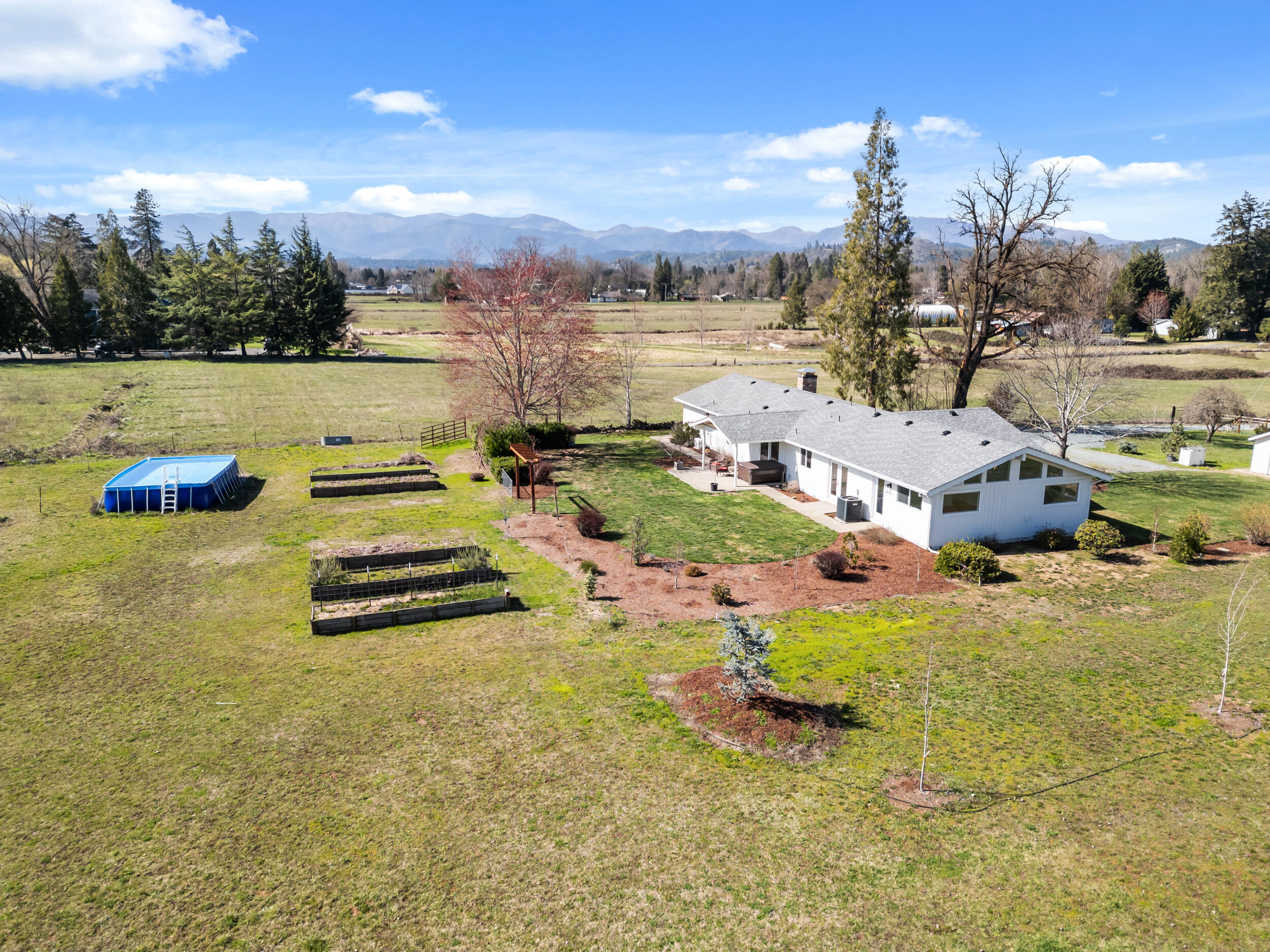 3497 Leonard Road Grants Pass, OR 97527 - Photo 44 of 49 48_3497 leonard road - drone - 08