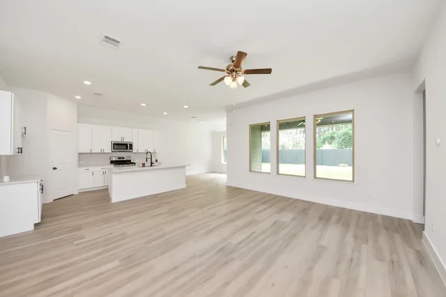 $439,990 | 14380 Zion Gate Crossing, Conroe, TX 77384