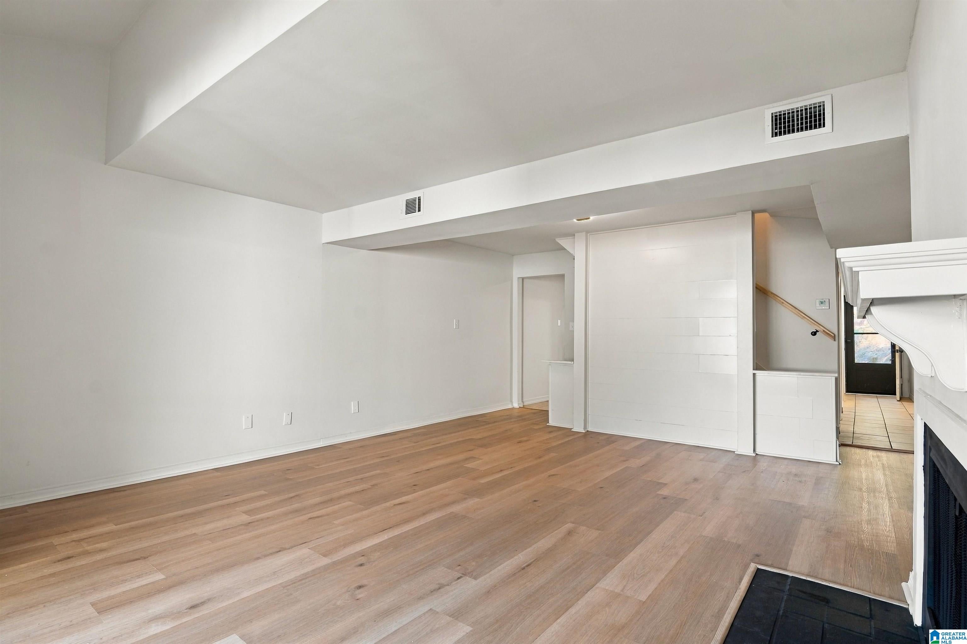 102 Running Brook Road, Unit 102 Hoover, AL 35226 - Photo 14 of 39 Gallery Image 14