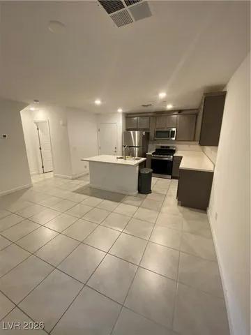 $1,900 | 3622 Hestia Avenue, Las Vegas, NV 89106