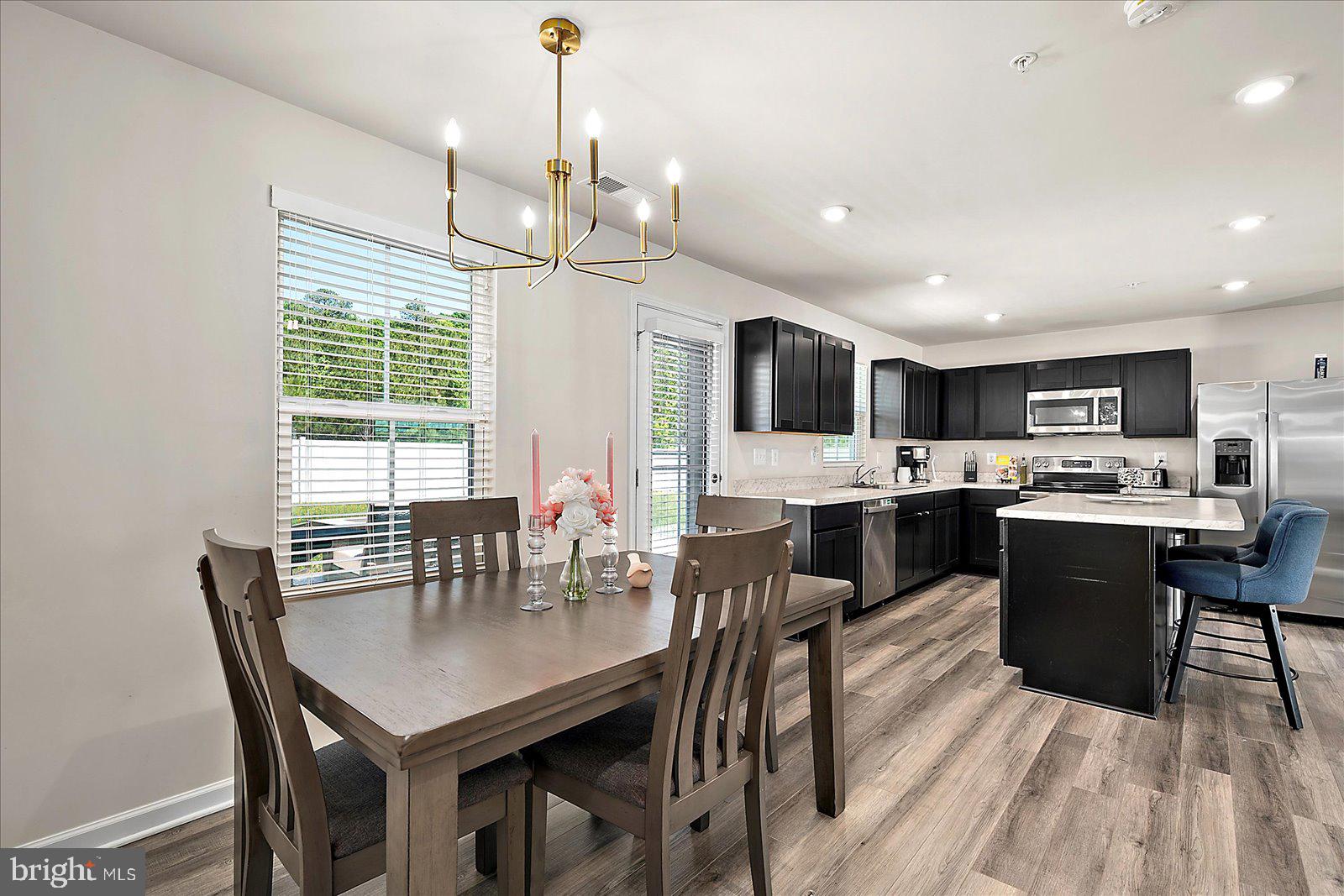 114 Mariners Way Cambridge, MD 21613 - Photo 13 of 49 Dining