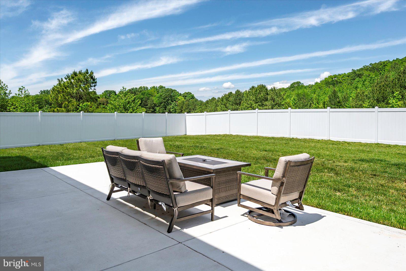114 Mariners Way Cambridge, MD 21613 - Photo 36 of 49 Patio