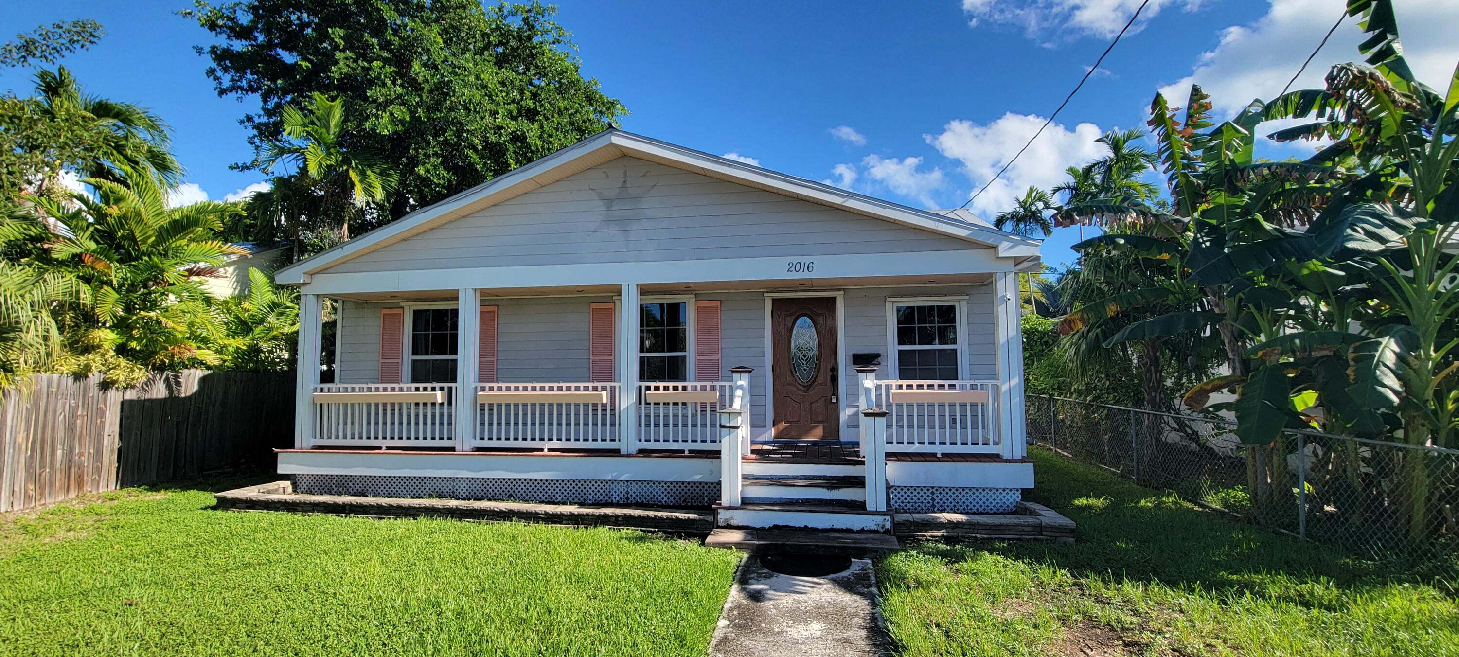 2016 Fogarty Avenue Key West, FL 33040 - Photo 27 of 28 20251016_161941