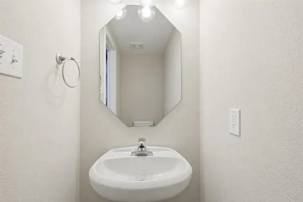 $3,000 | 19011 Polo Meadow Drive, Humble, TX 77346