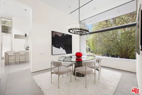$3,995,000 | 2654 Roscomare Road, Los Angeles, CA 90077