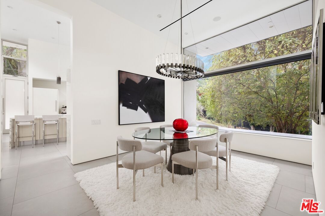 2654 Roscomare Road Los Angeles, CA 90077 - Photo 12 of 29