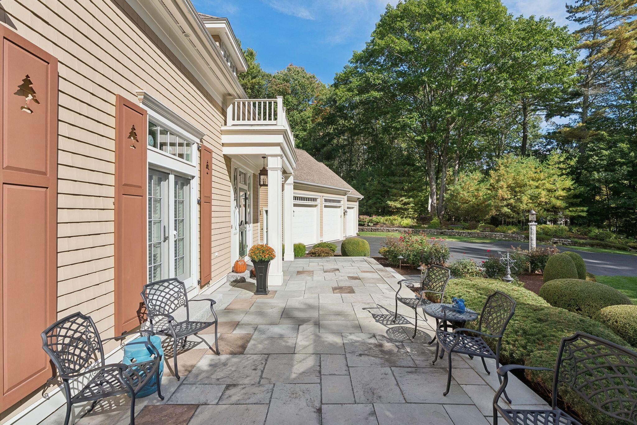 5 Surrey Lane Kennebunk, ME 04043 - Photo 7 of 61 4_DSC07002