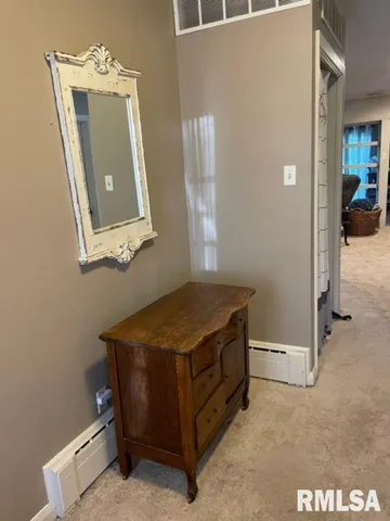 $199,900 | 413 West Grant Street, Pittsfield, IL 62363