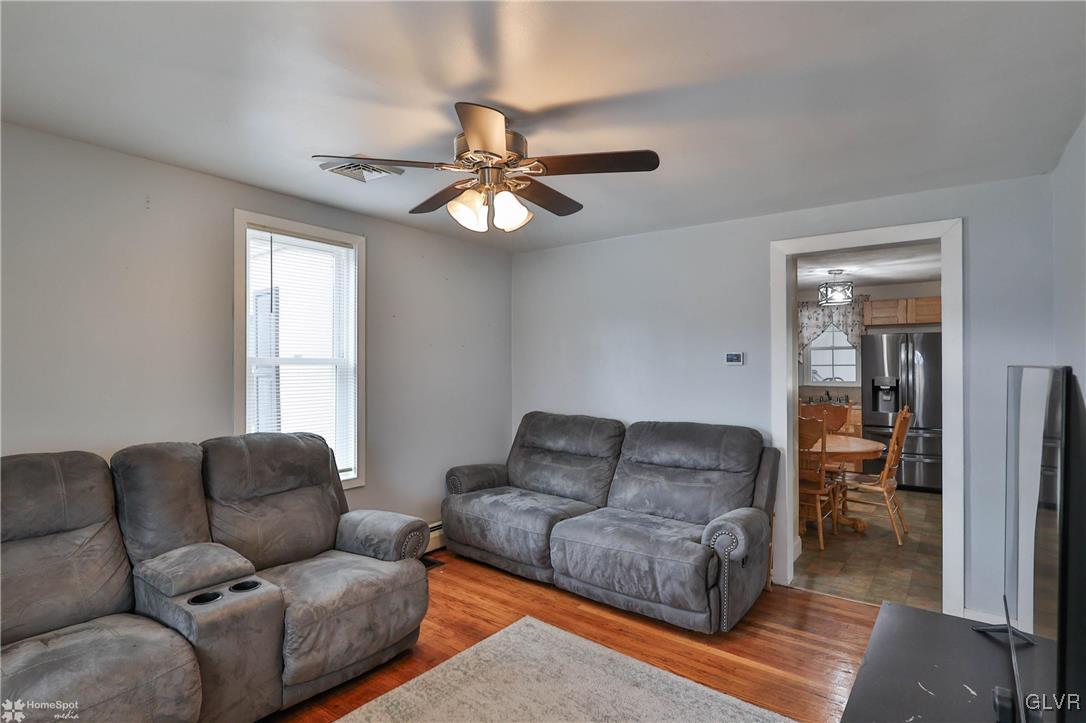 7557 Bell Gate Road Coopersburg, PA 18036 - Photo 4 of 26 Gallery Image 4