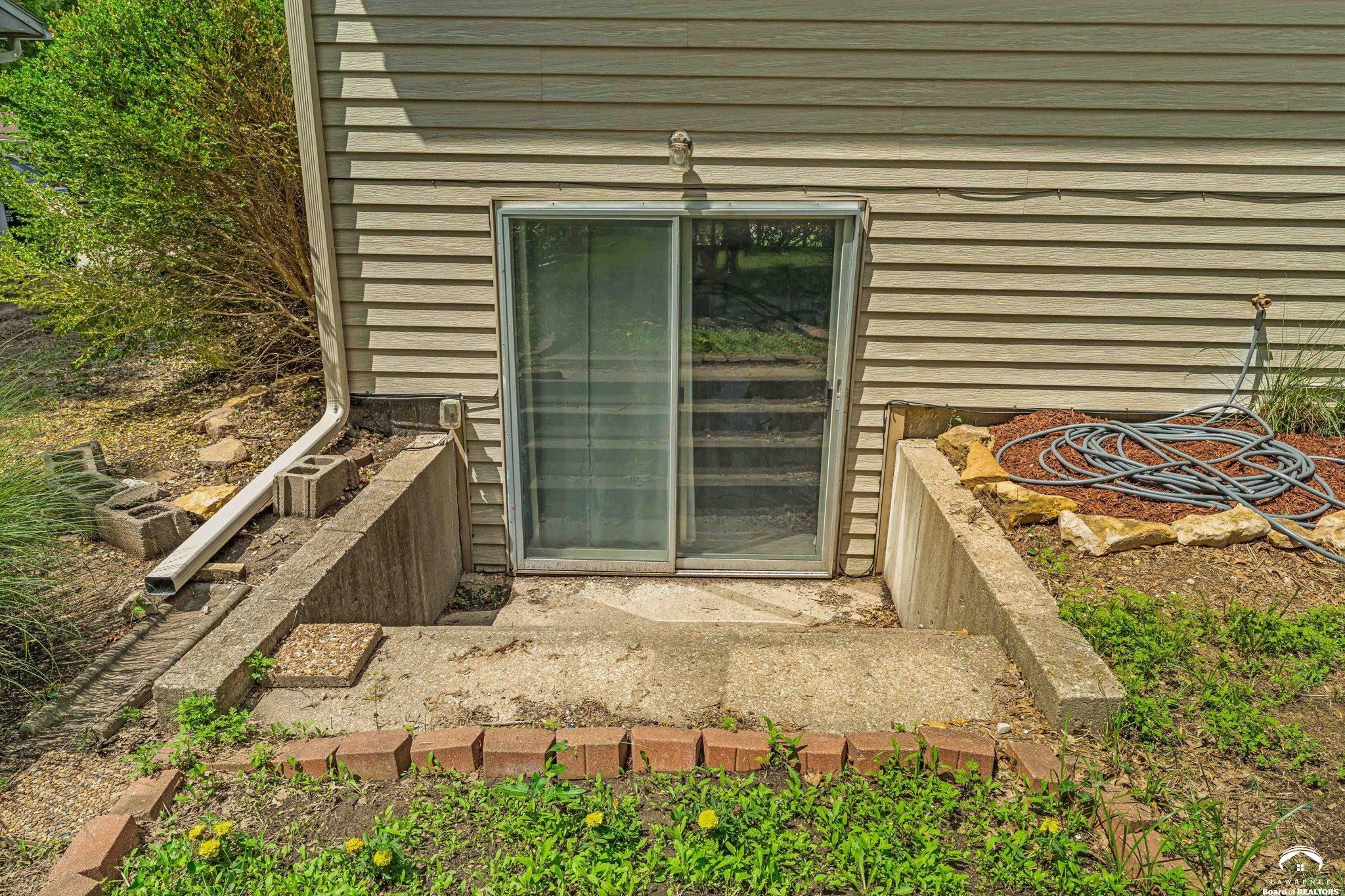 3409 Trail Road Lawrence, KS 66049 - Photo 38 of 39