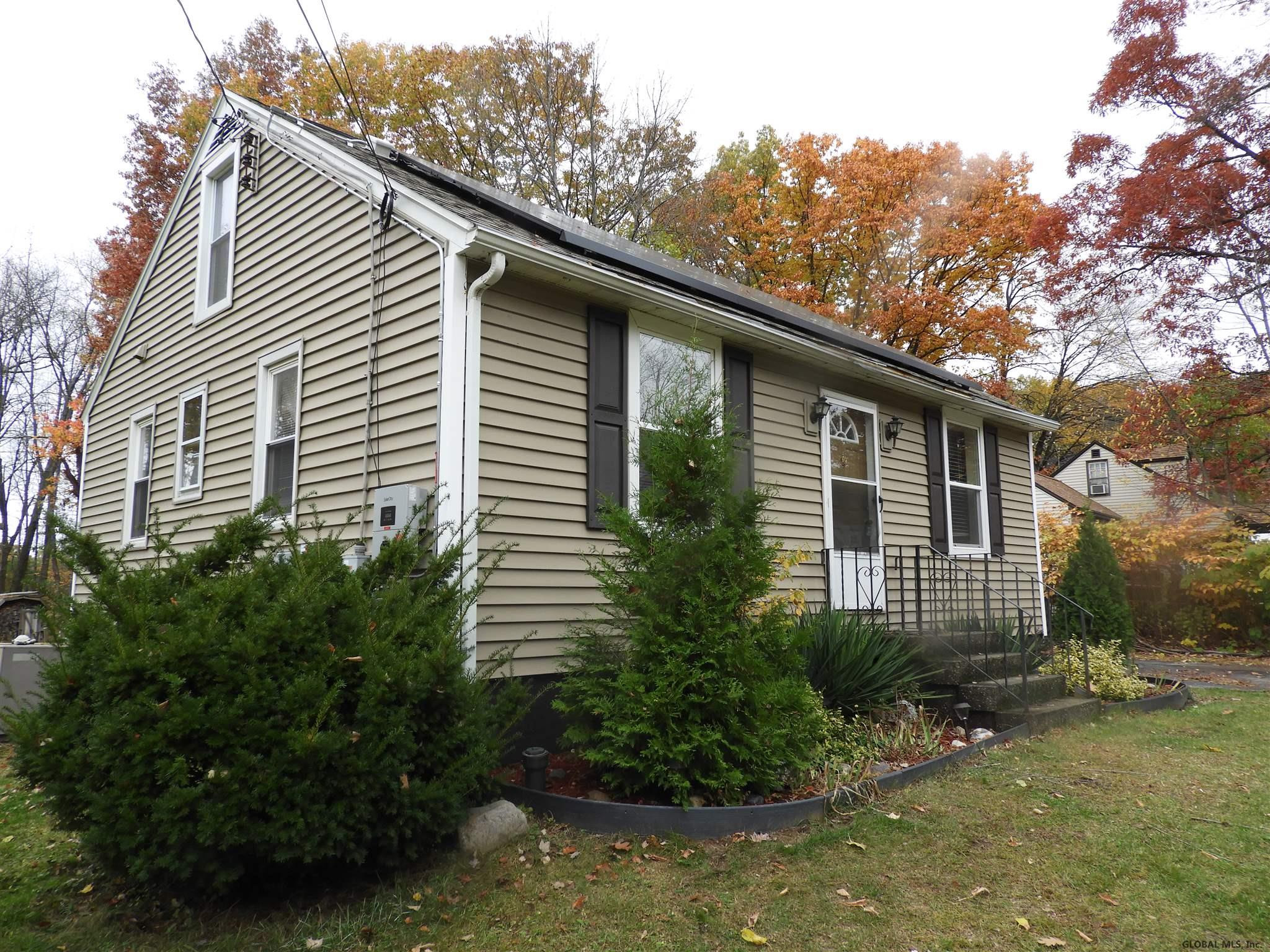 112 Vly Road Colonie, NY 12205 - Photo 6 of 35 Photo 6